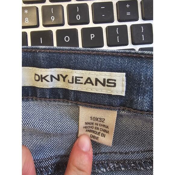 DKNY Women's Straight Leg Denim Jeans Regular Fit Mid Rise Blue Size 32 - Picture 3 of 5